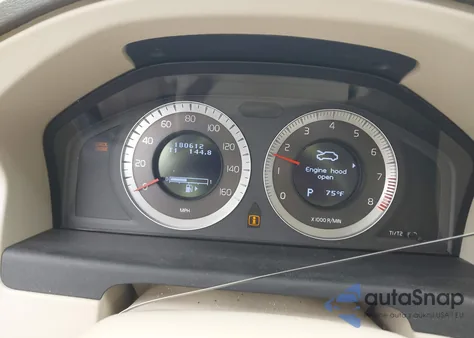 2010 Volvo Xc70 T6 z USA, uszkodzony, nr VIN YV4992BZ9A1080962